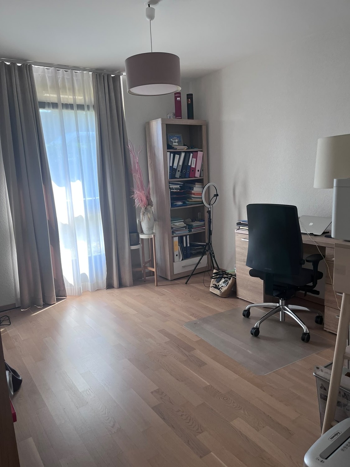 5 rooms apartment