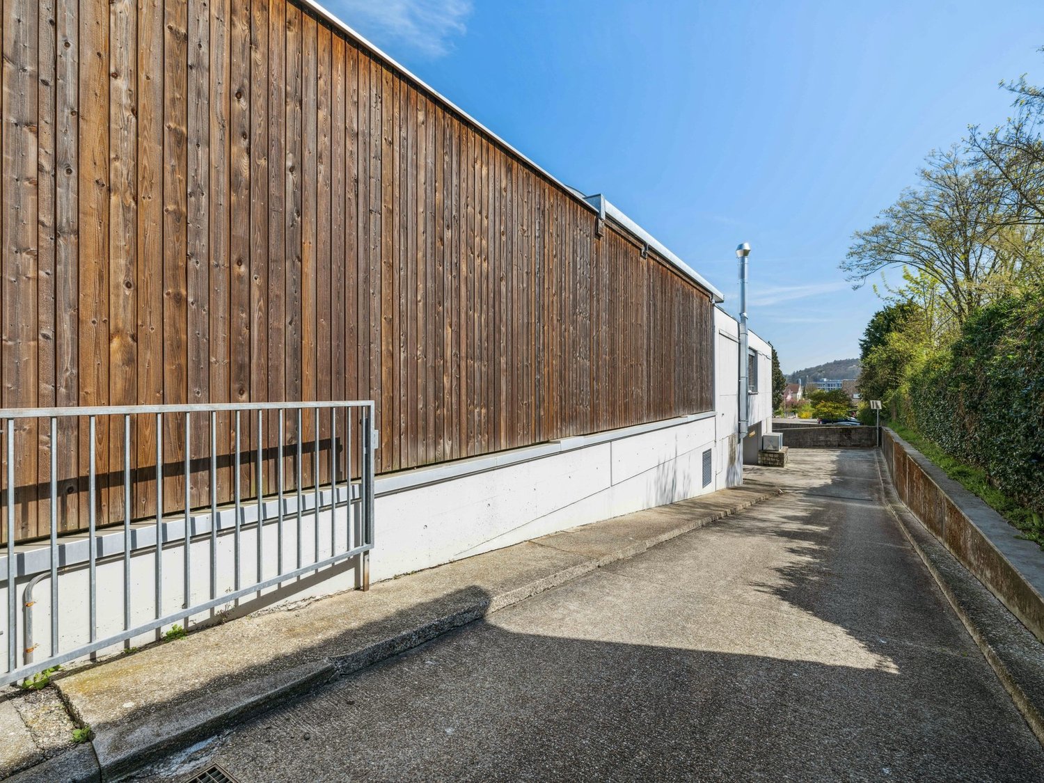 670m² oggetto industriale