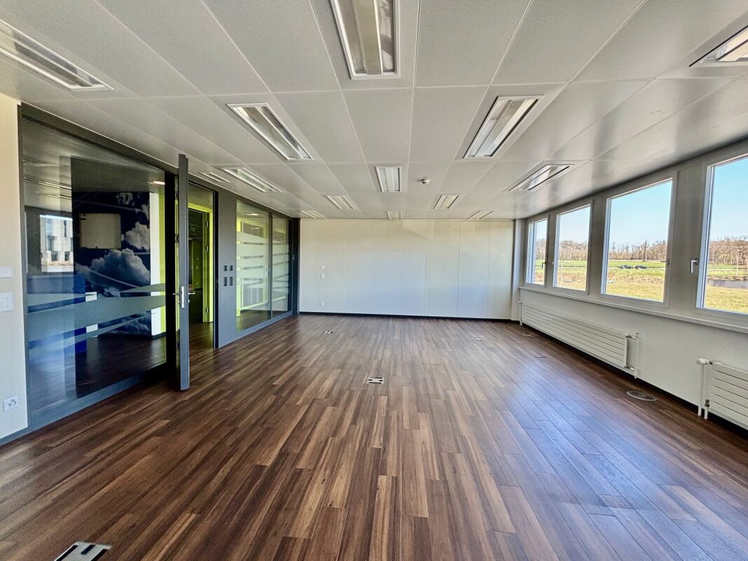 1500m² office
