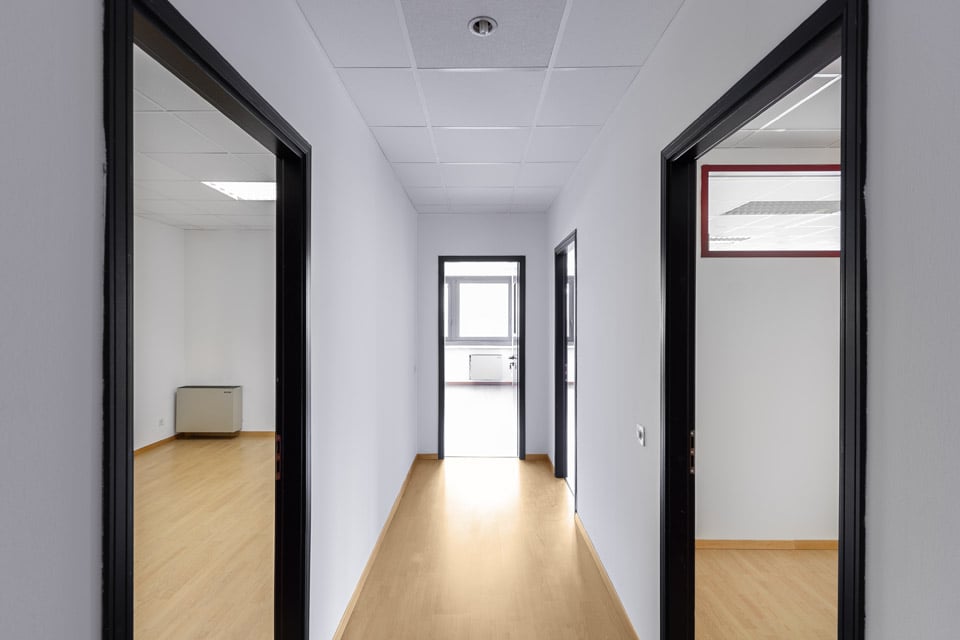 140m² office