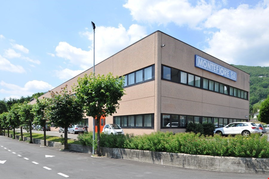 140m² office