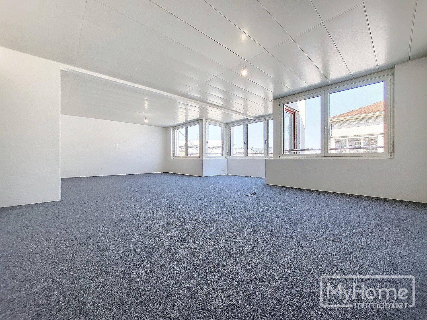 265m² office