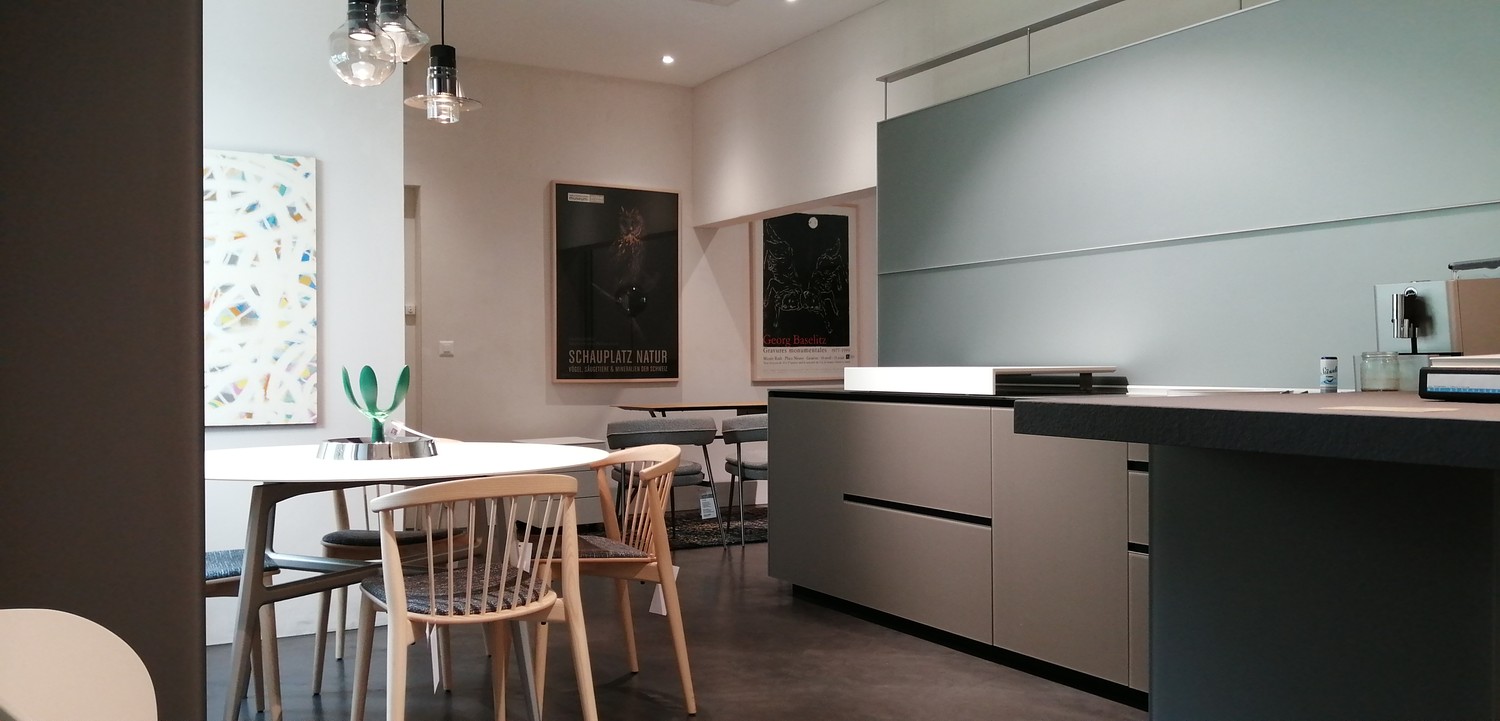 255m² commercial