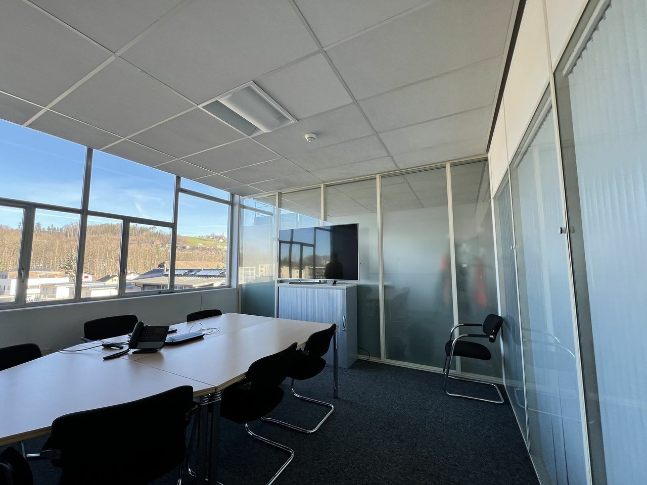 400m² office