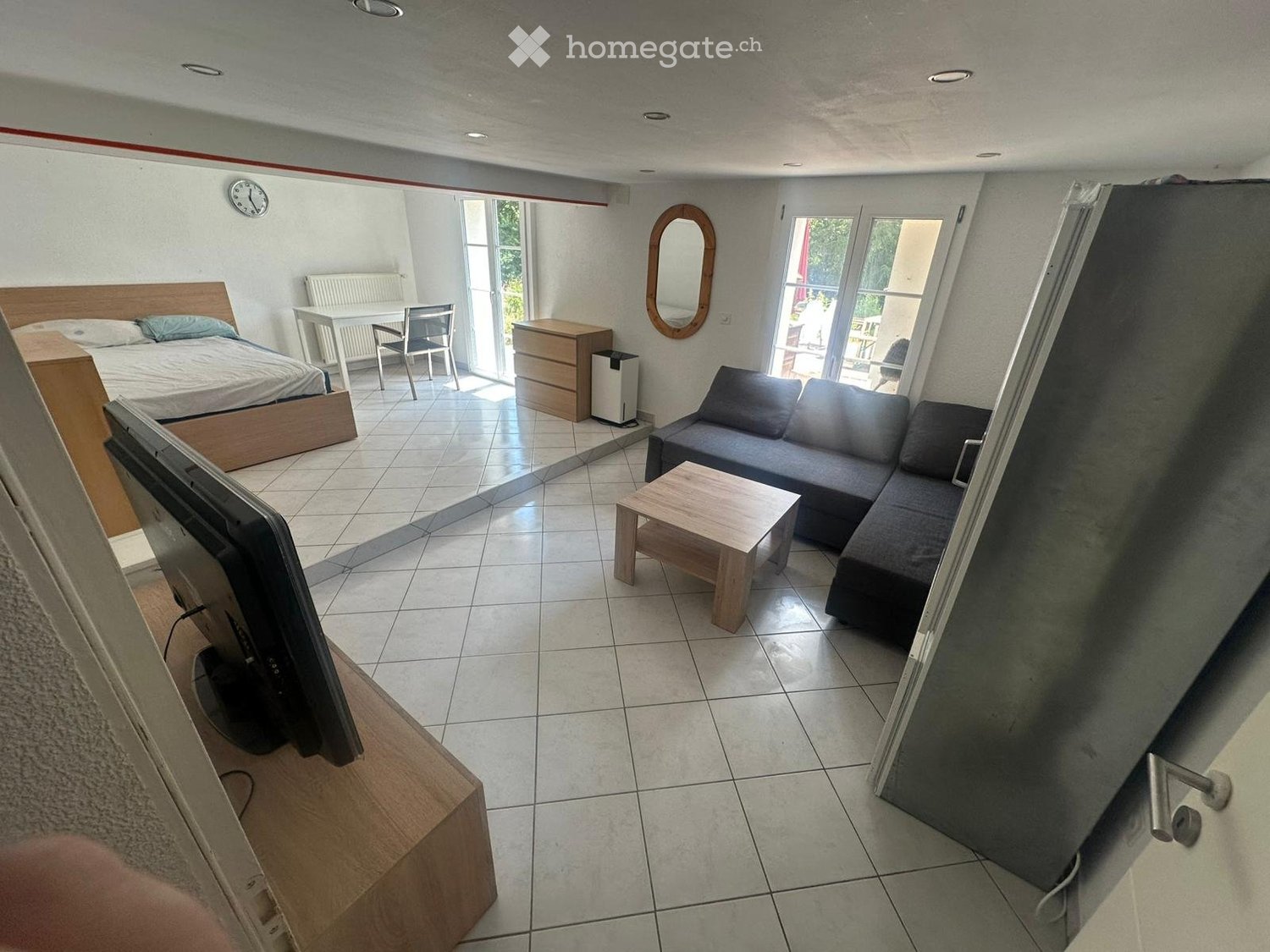 1 room single room