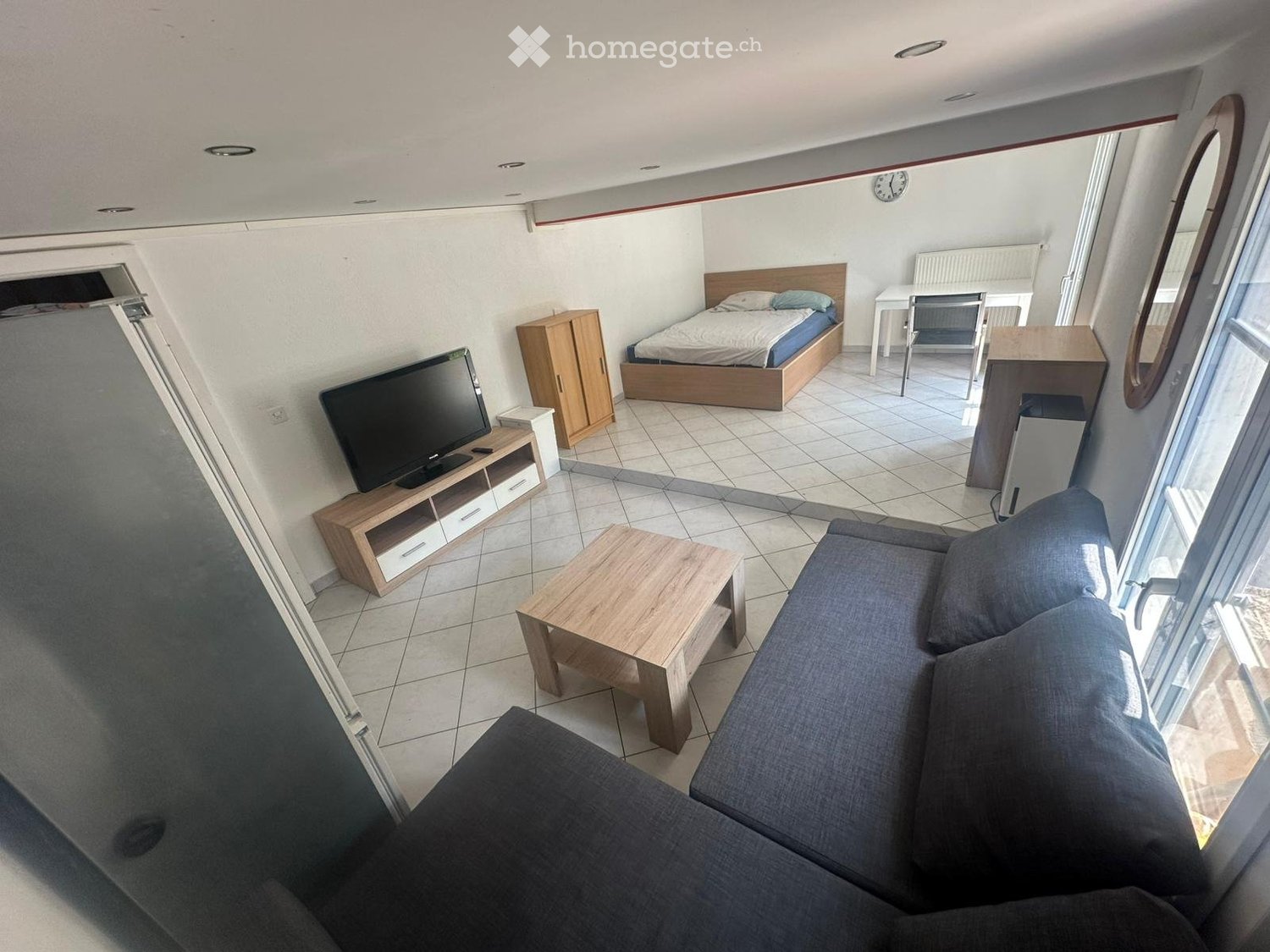 1 room single room