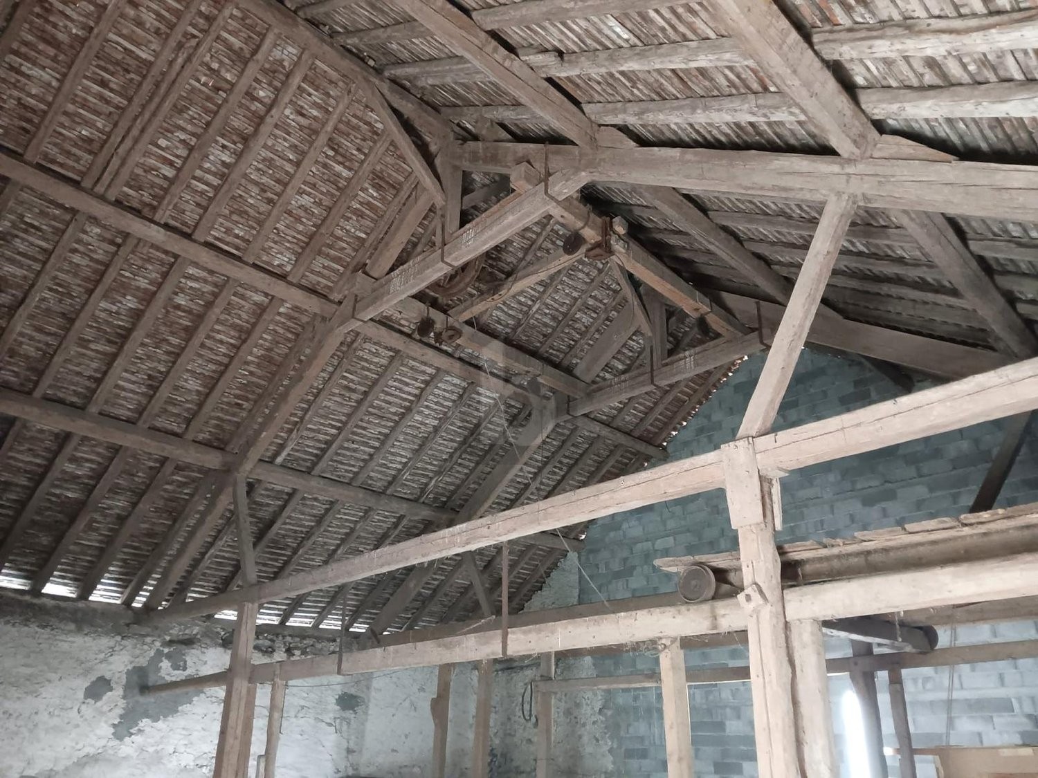 1 room farm house