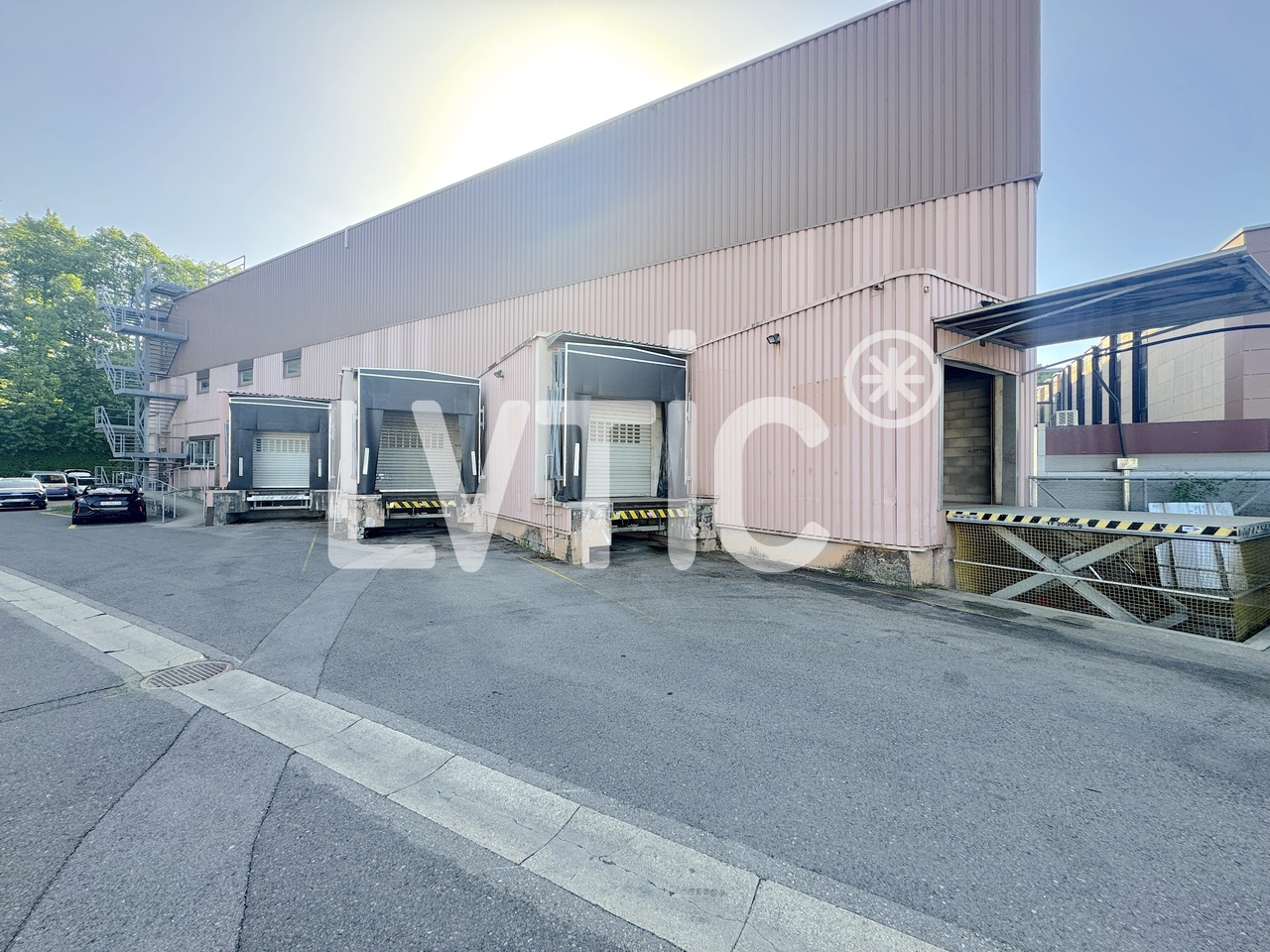 469m² deposito
