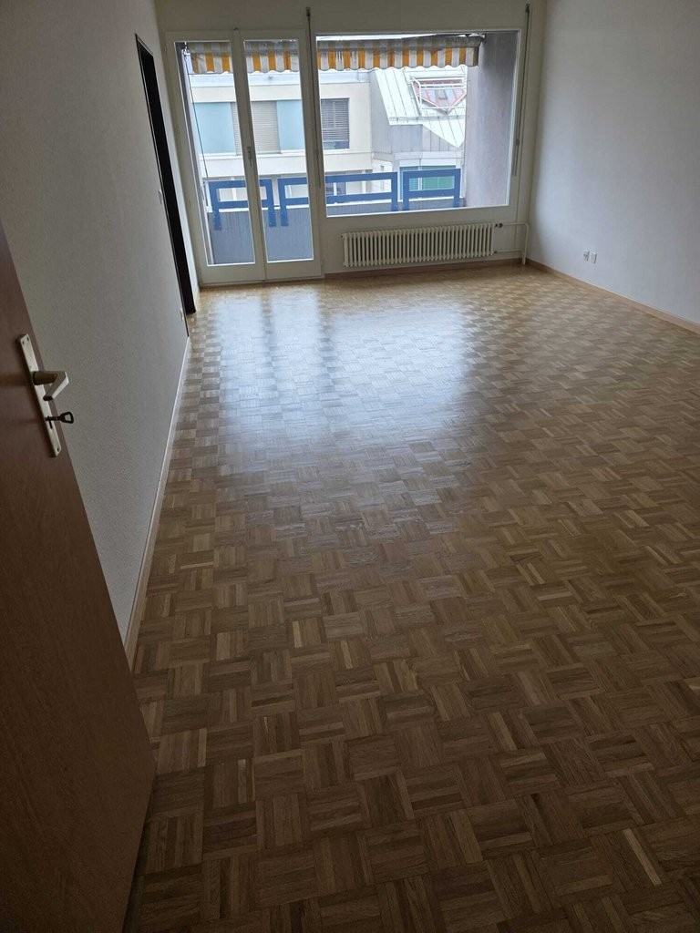 6 rooms apartment