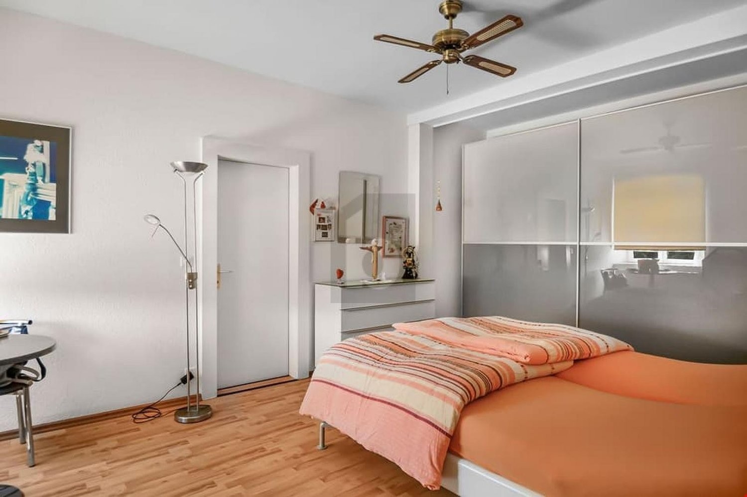 22 Zimmer Einfamilienhaus