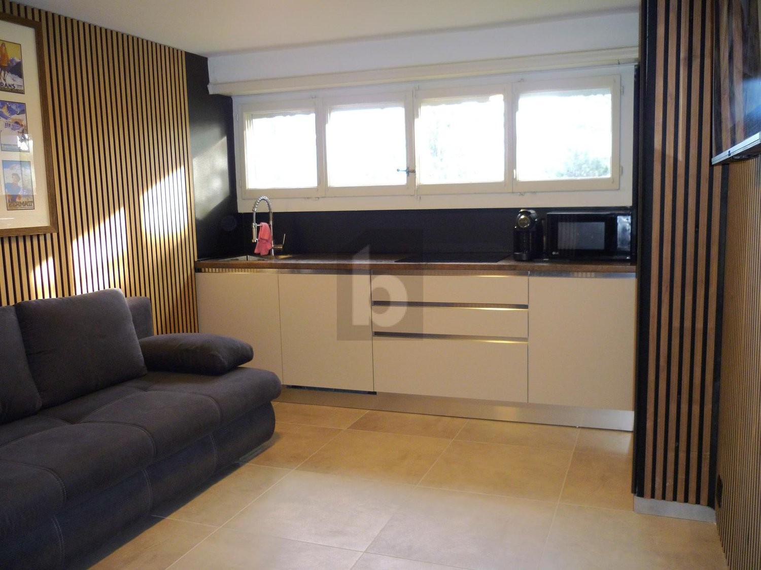 1 room loft