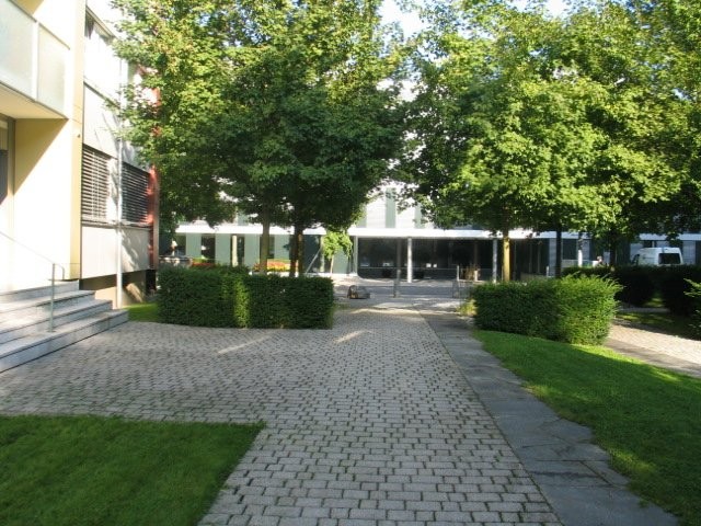 5 rooms apartment
