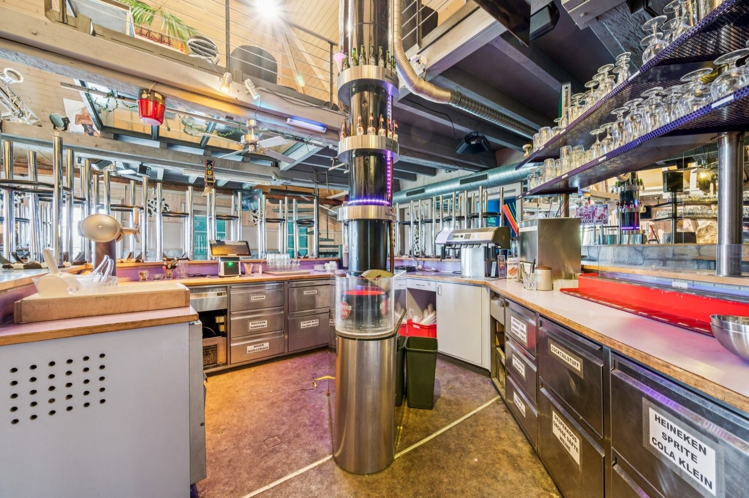519m² restaurant