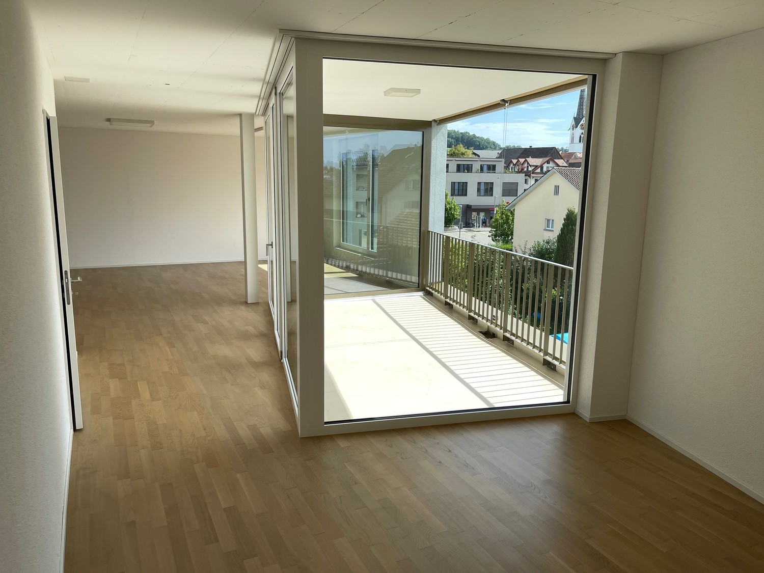 63m² office