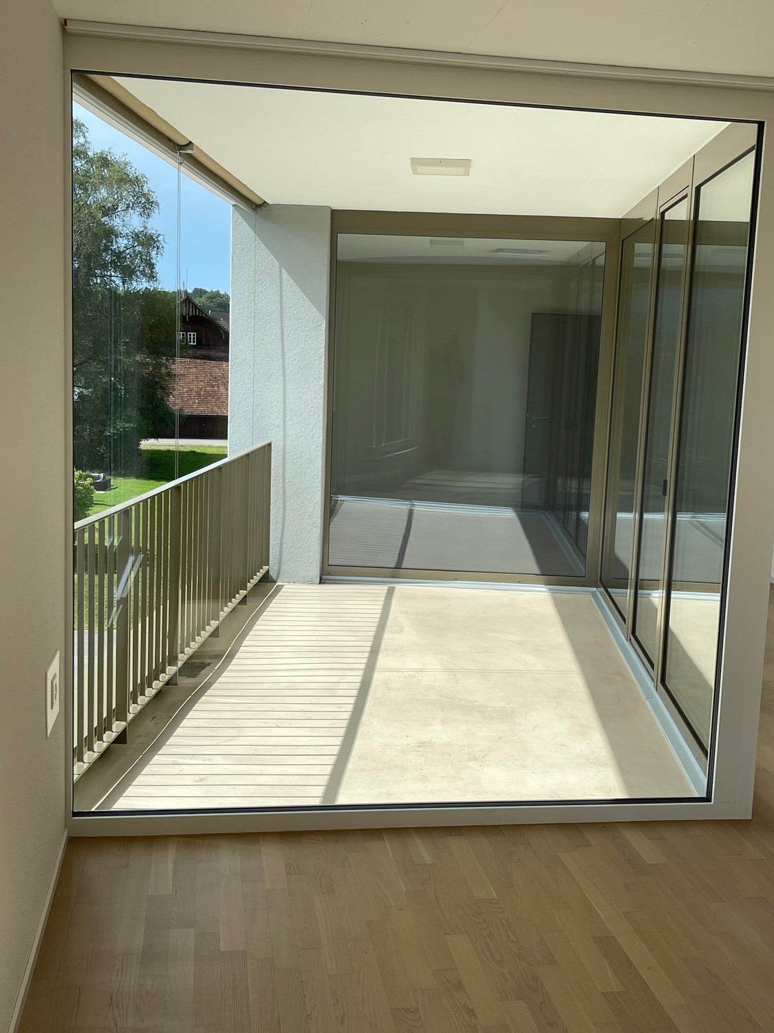 63m² office