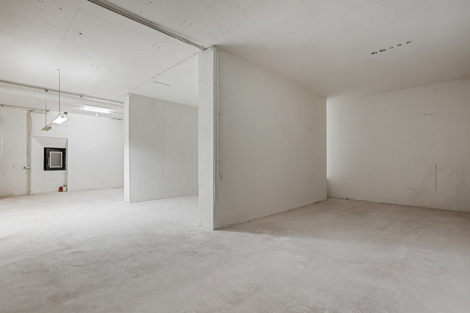 210m² hobby room