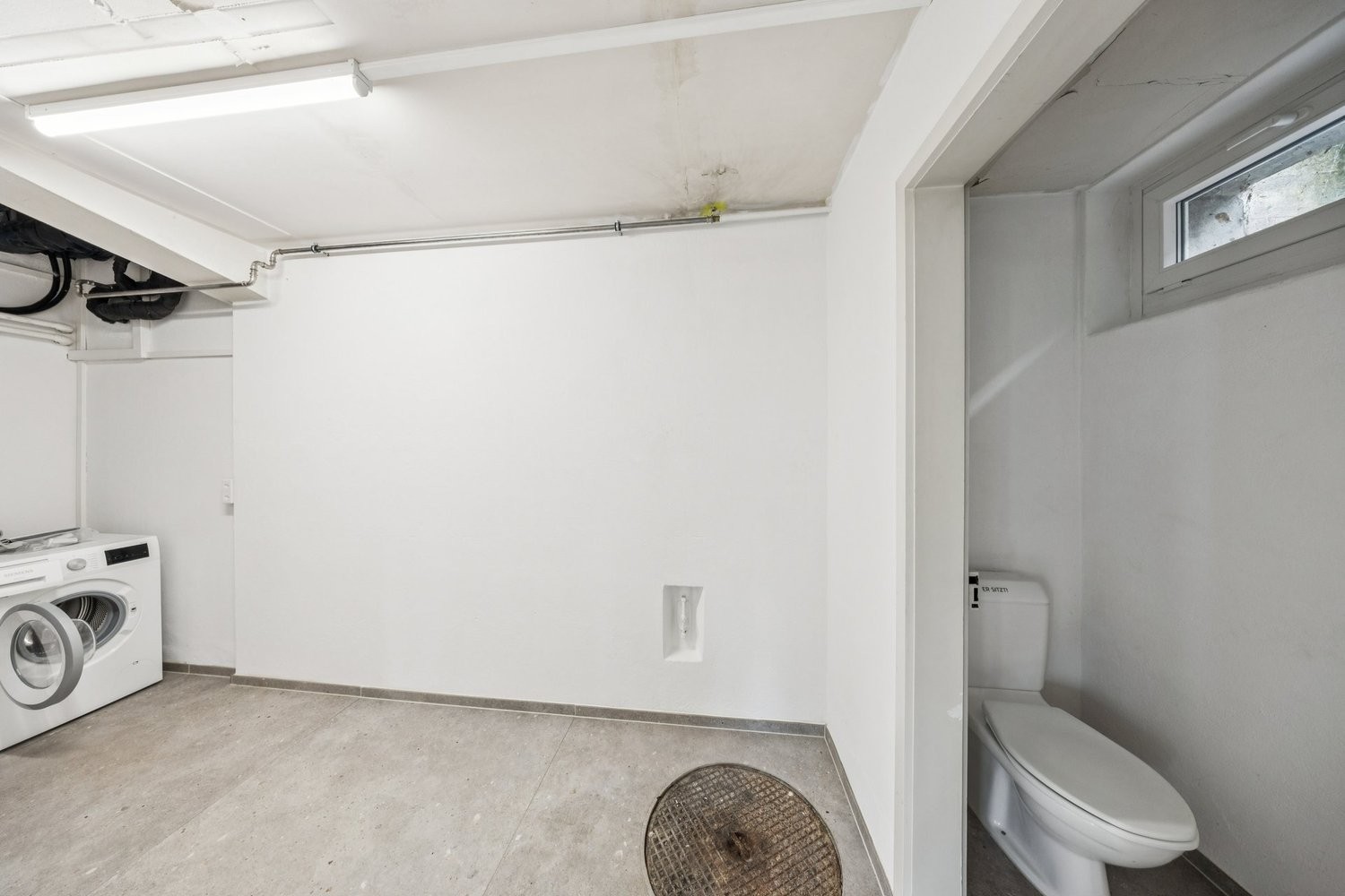 130m² commercial