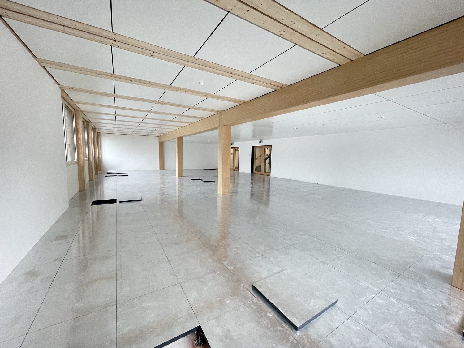 197m² commercial