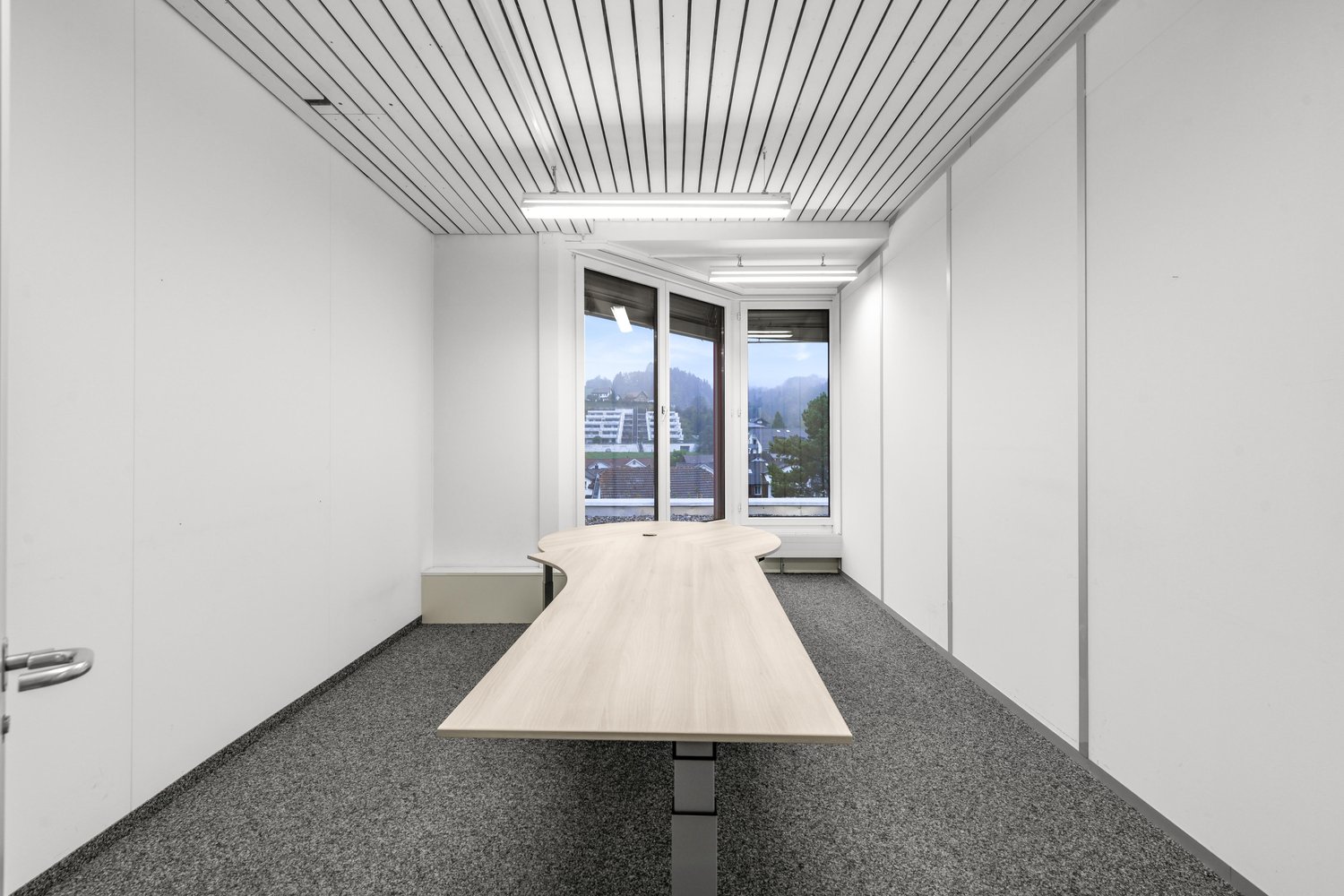 793m² commerciale