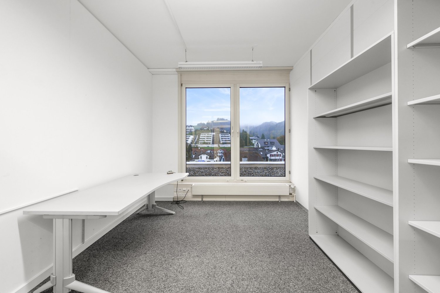 793m² commerciale