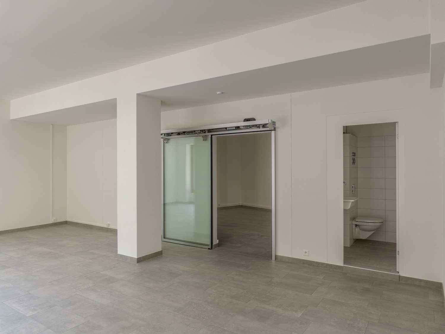 78m² commercial