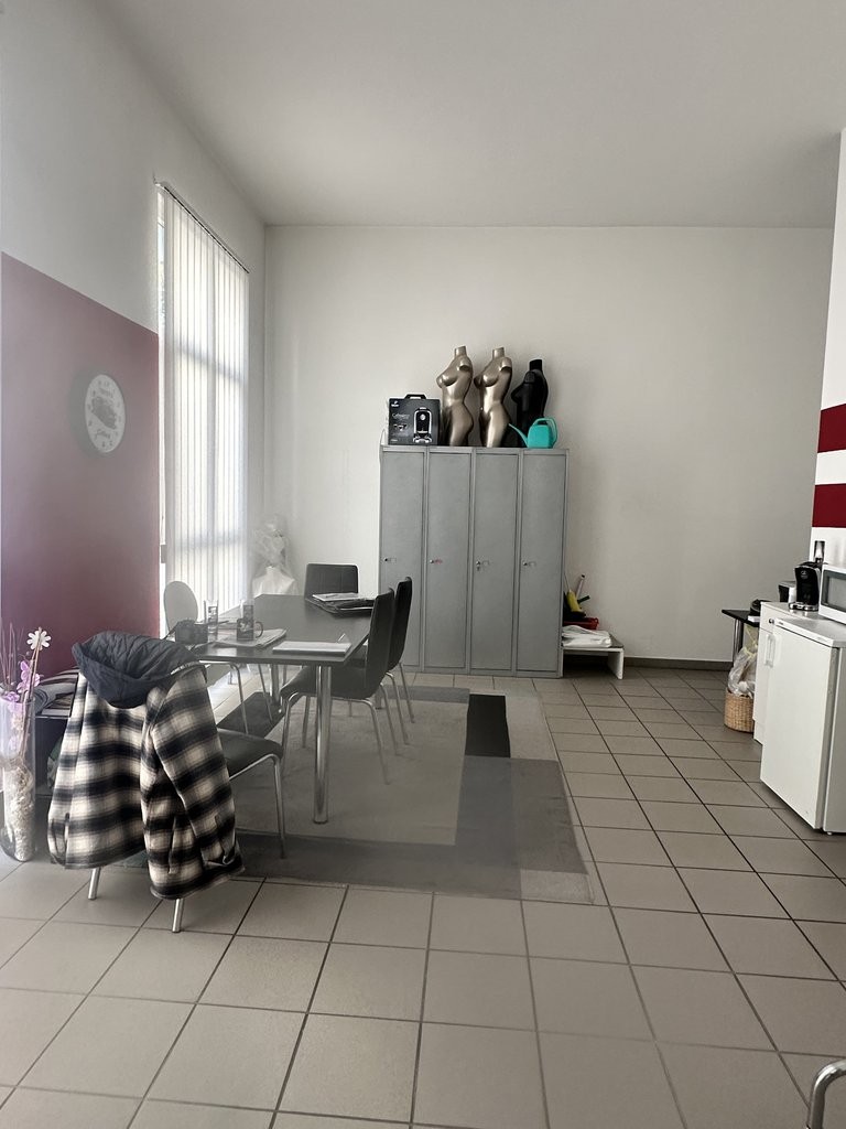 45m² shop