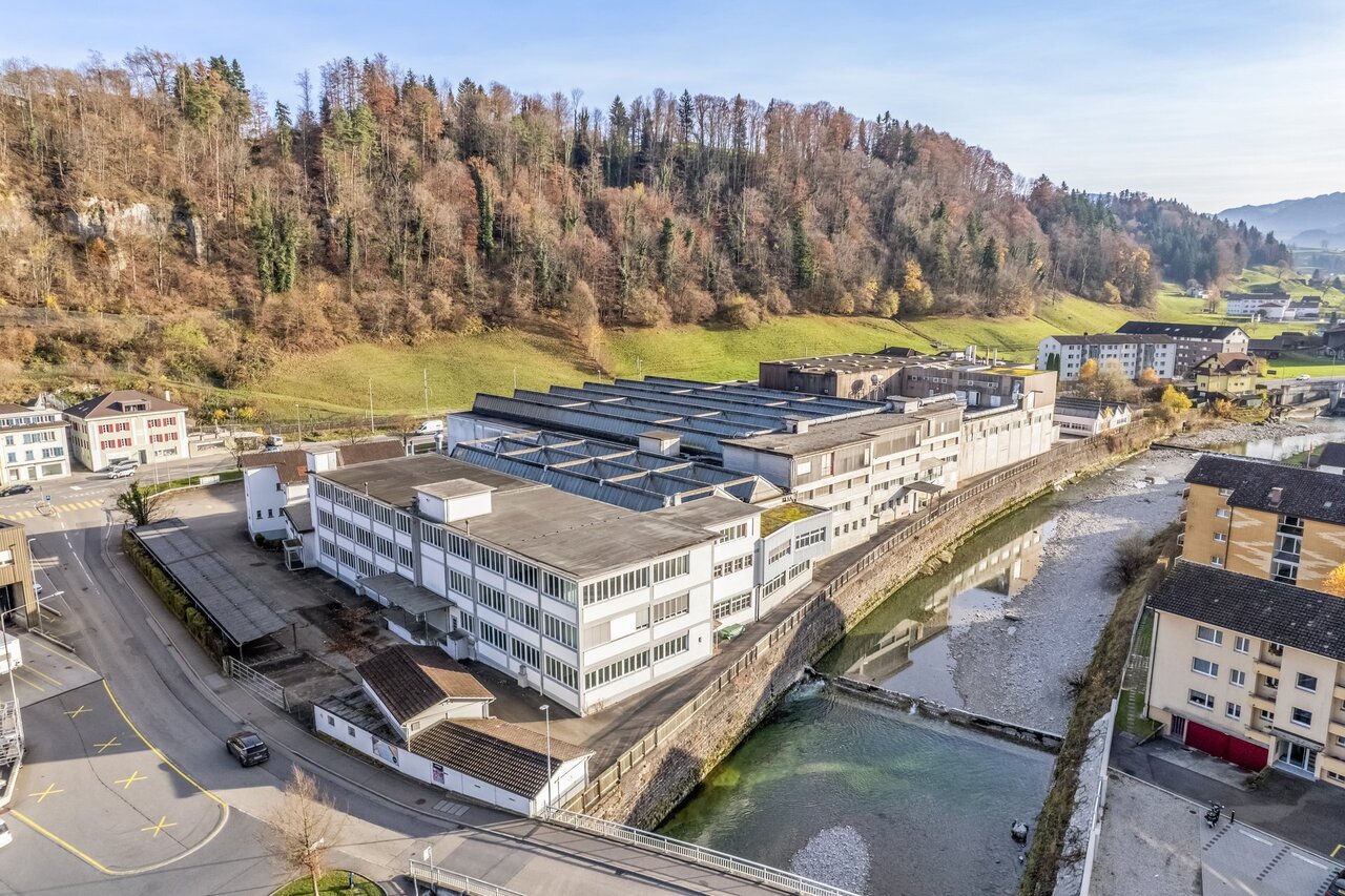 1500m² office
