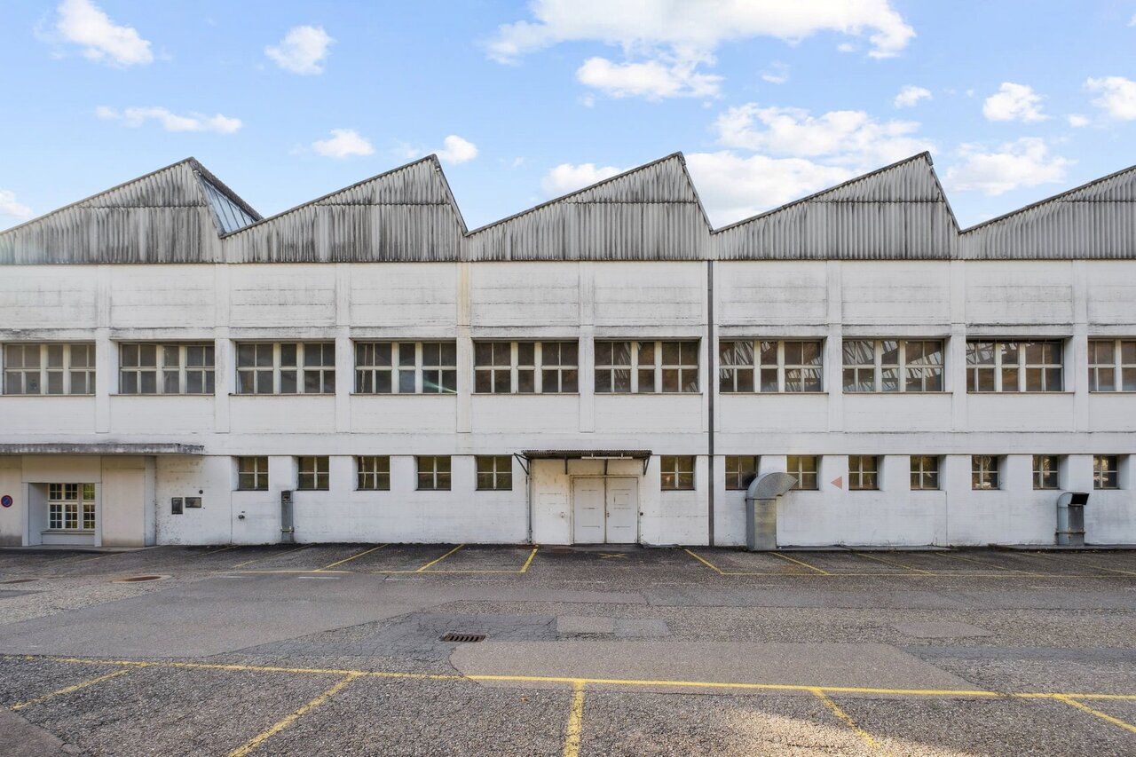 1500m² office