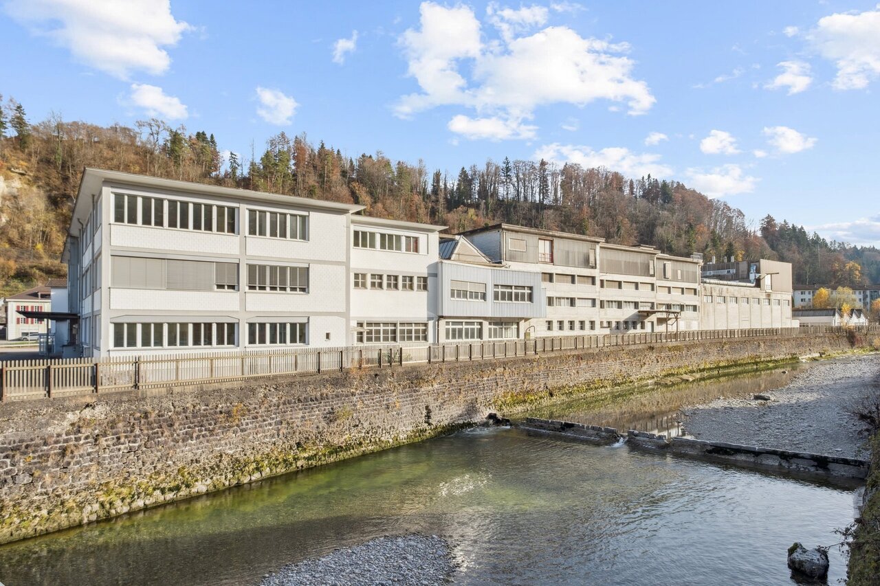 1500m² office