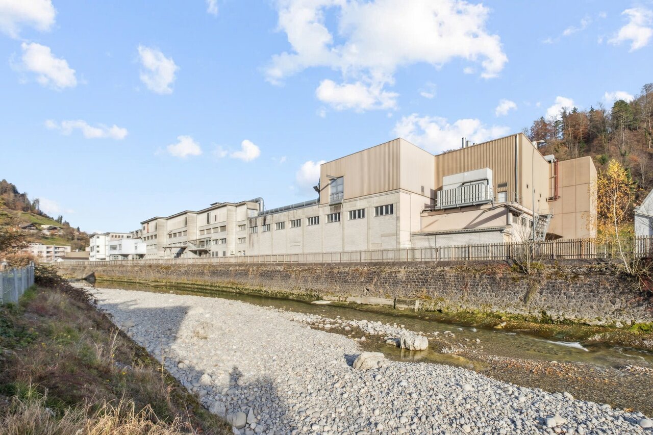 1500m² office