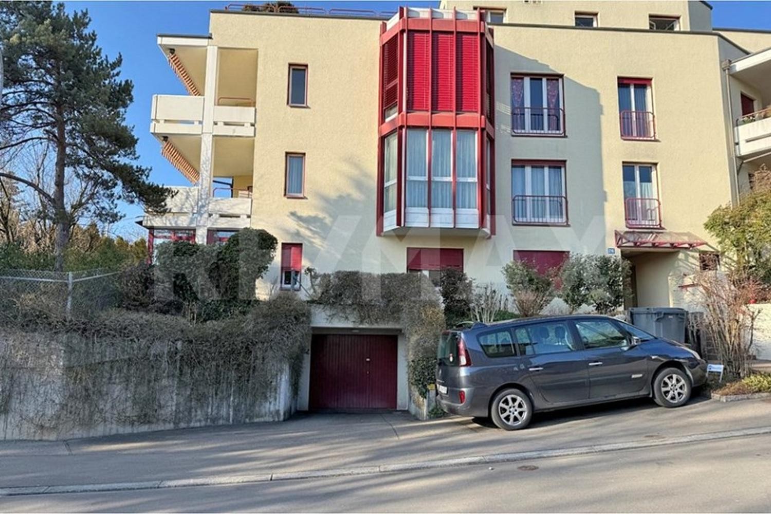 Posto auto interrato di 13m²