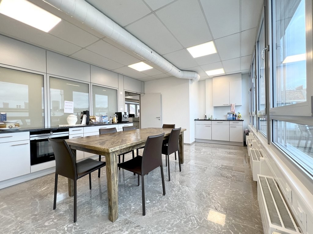 ufficio di 233m²