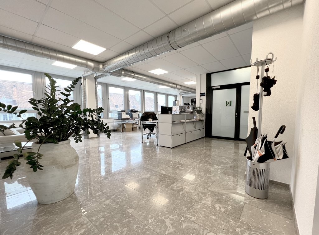 ufficio di 233m²