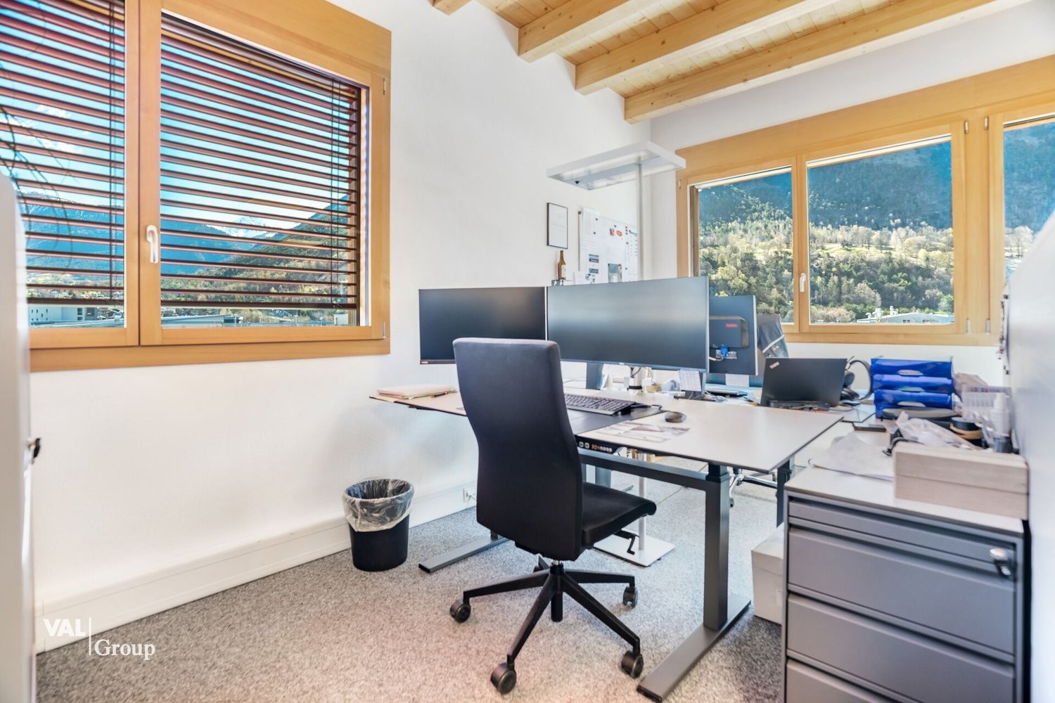 991m² commercial