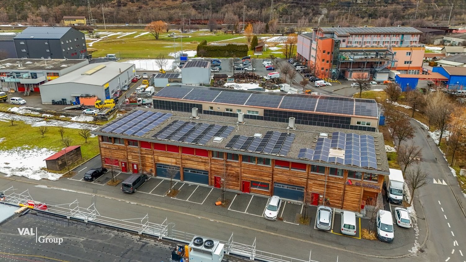 991m² commercial