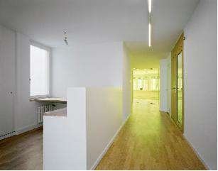 155m² office