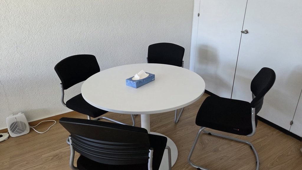19m² office