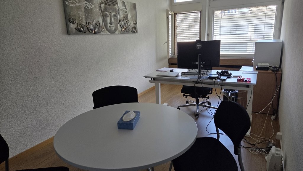 19m² office