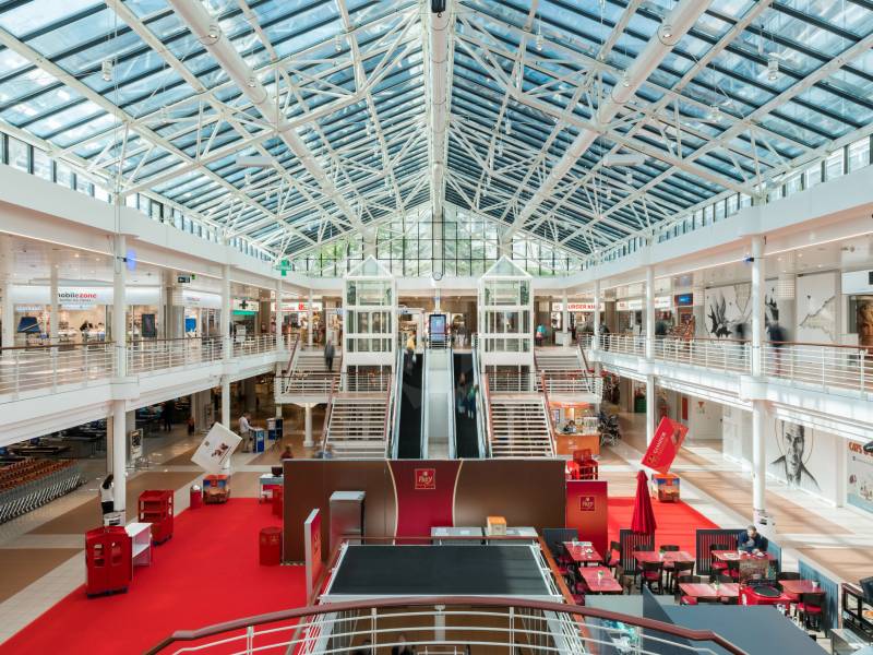 312m² arcade