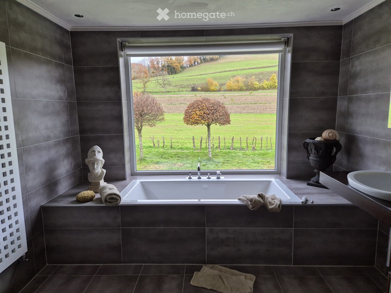 1 room single room