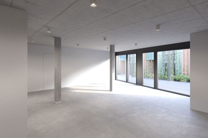 130m² commercial