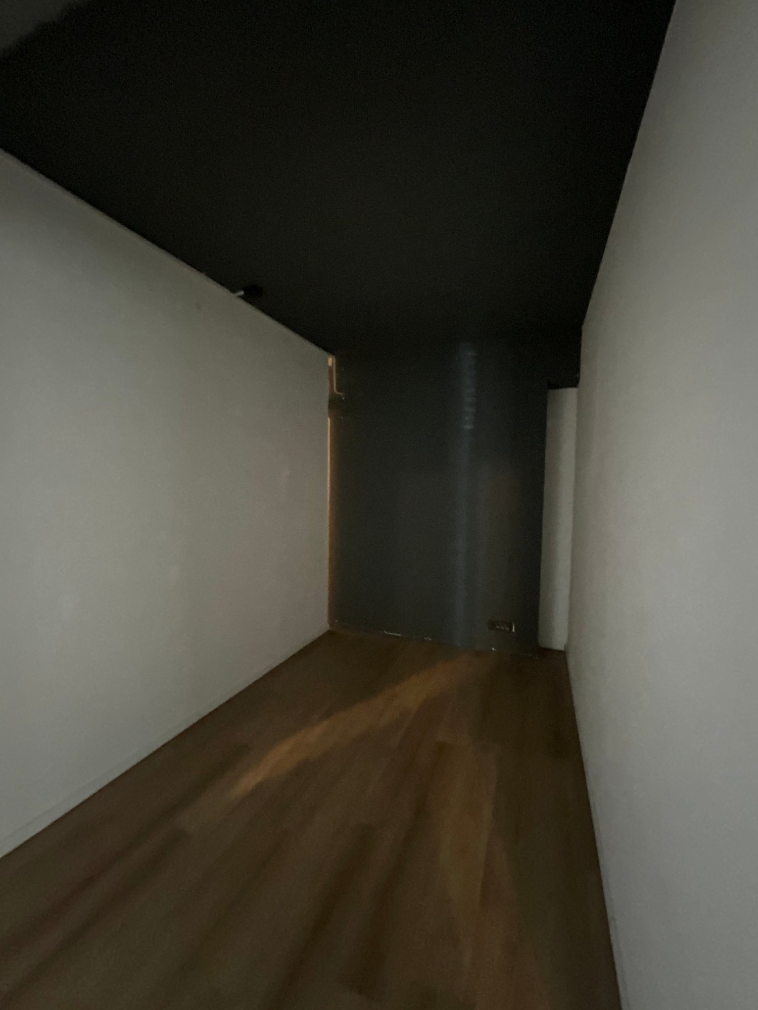 Büro

Gelegen in Préverenges 4, 1026 Denges, bietet diese geräumige Gewerbefläche von ca. 120 m² eine grosse, helle Fläche, ideal für Büros oder eine gewerbliche Tätigkeit.

Die Fläche profitiert von einer ausgezeichneten Erreichbarkeit dank direktem Zugang zum Warenlift, was Lieferungen und den Tra