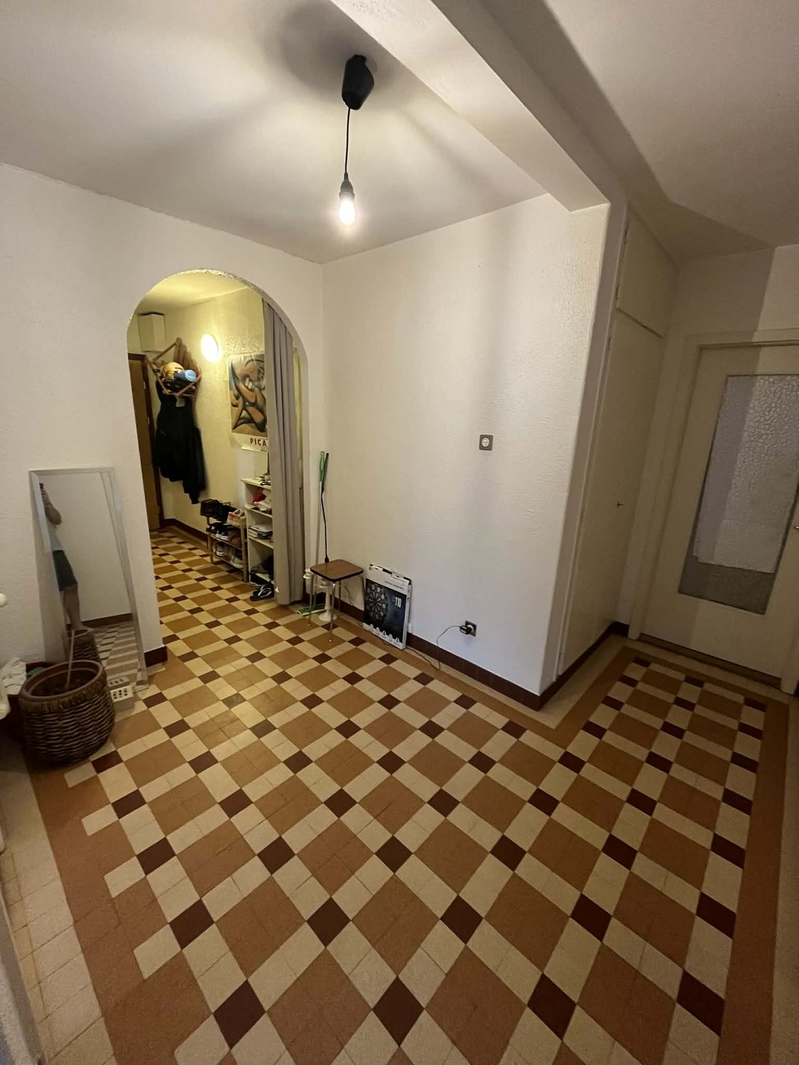 Stanza in un appartamento condiviso
