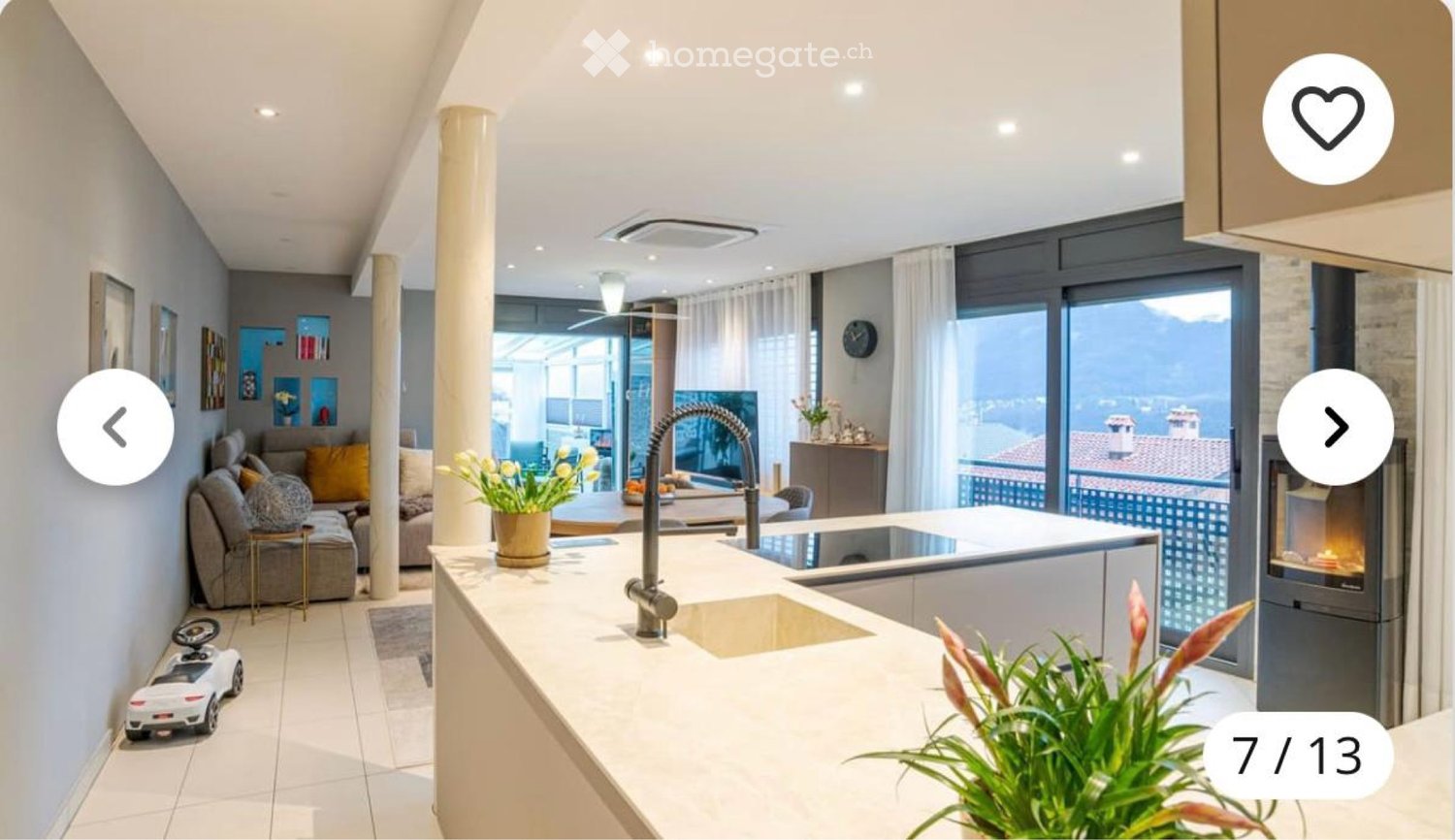 5 rooms apartment