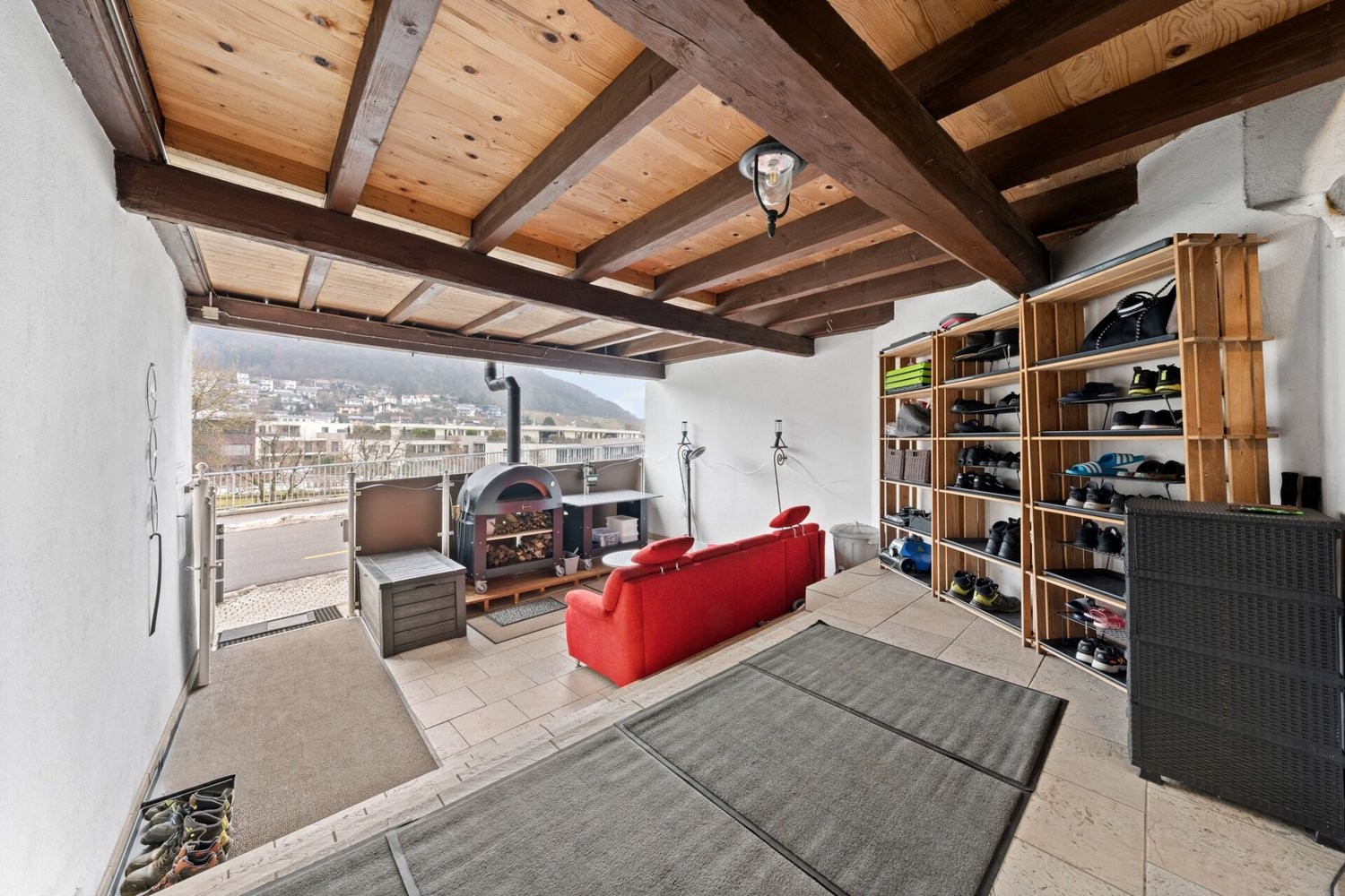 5 rooms single house