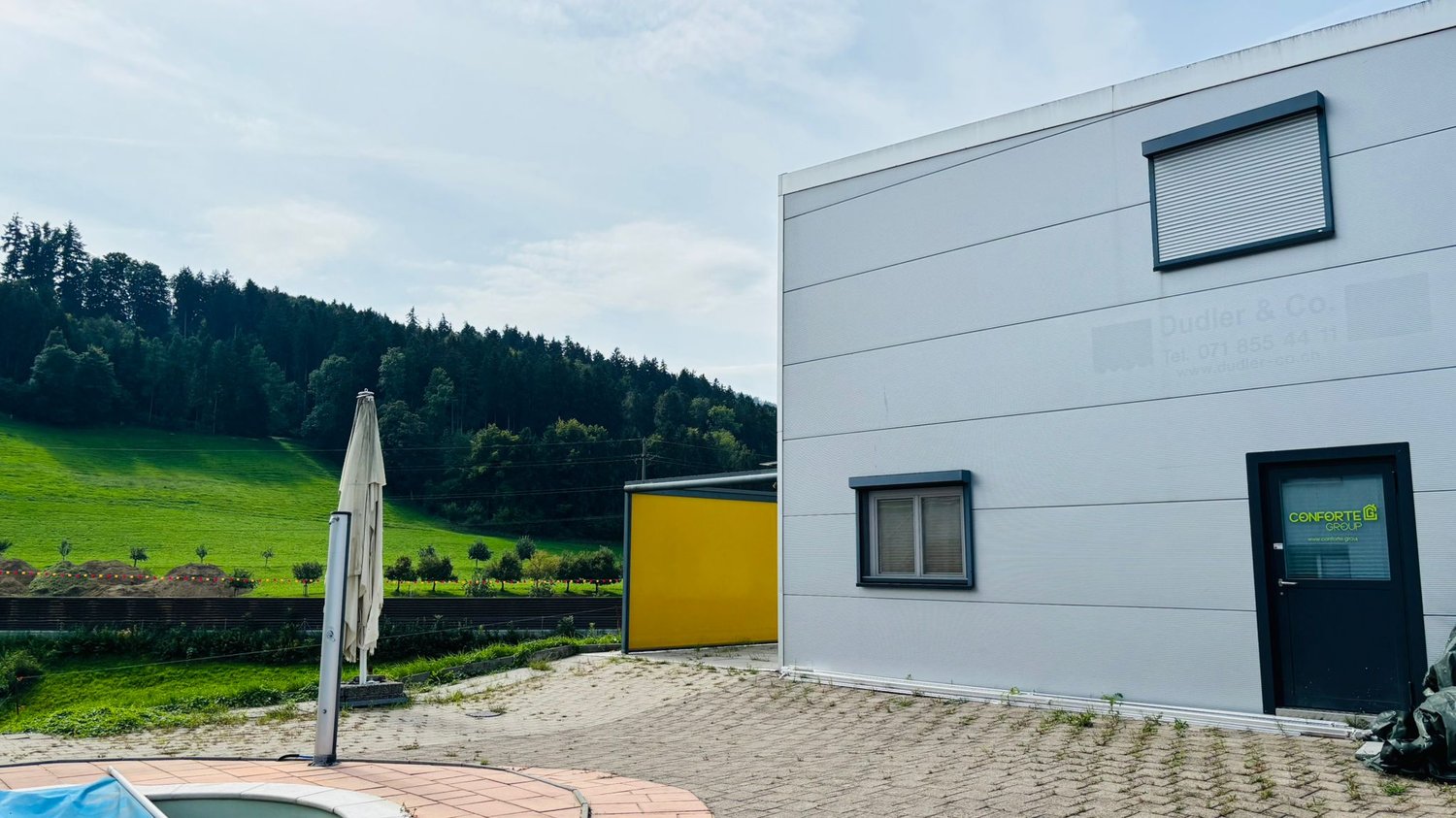 146m² commercial