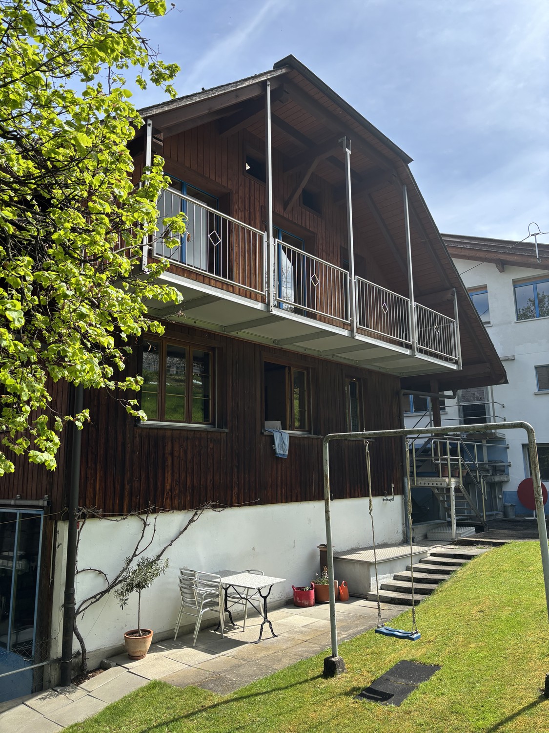 9 rooms single house