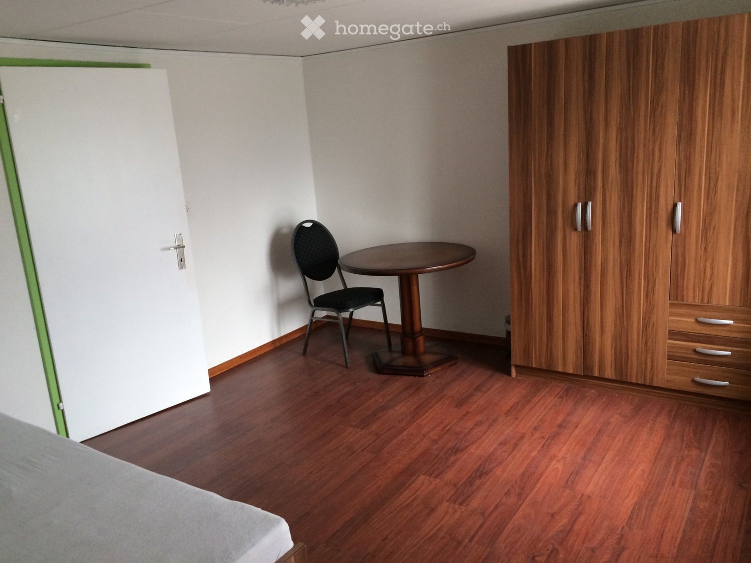 1 room single room