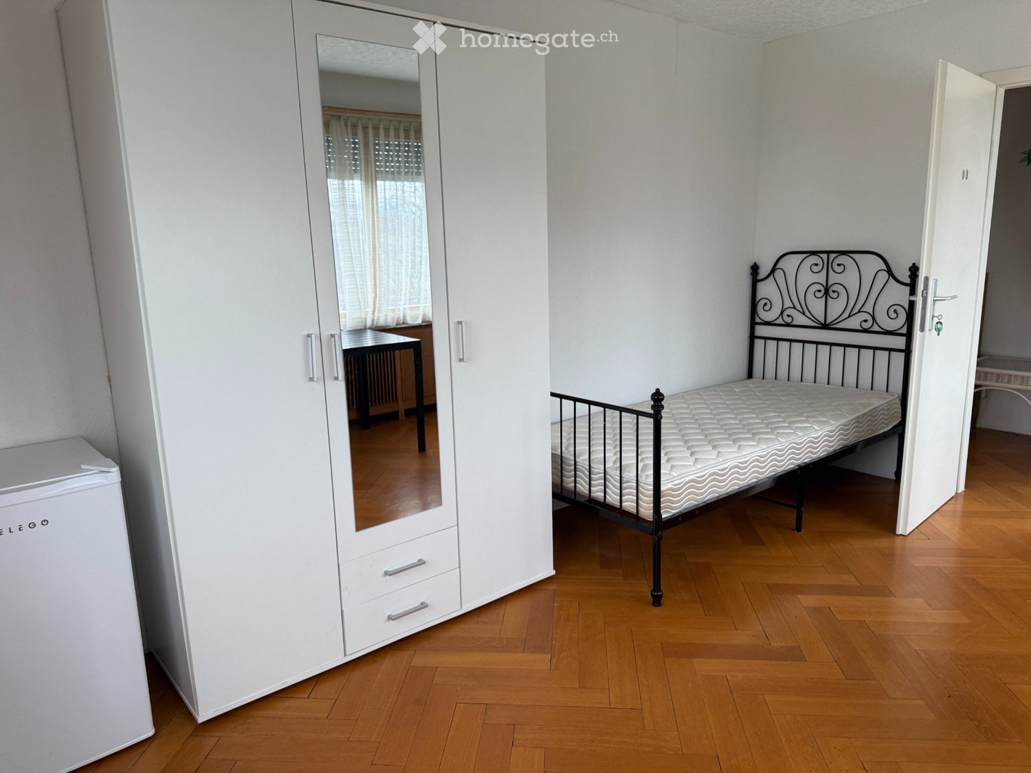 1 room single room