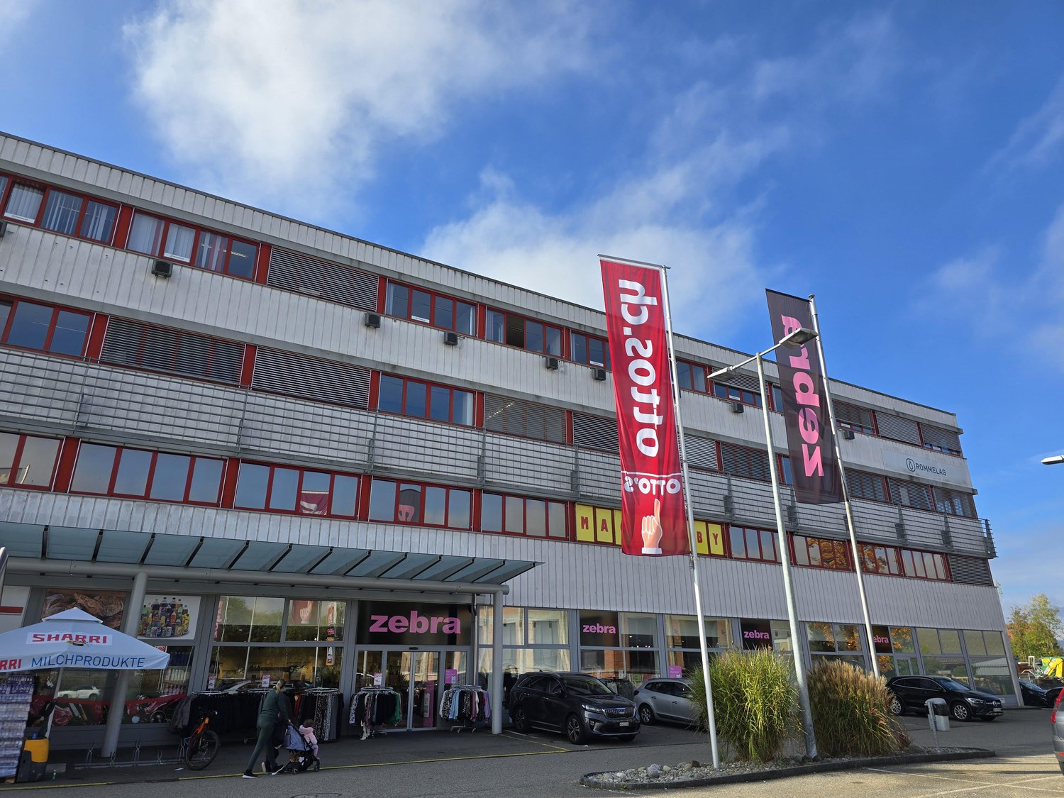 546m² commerciale